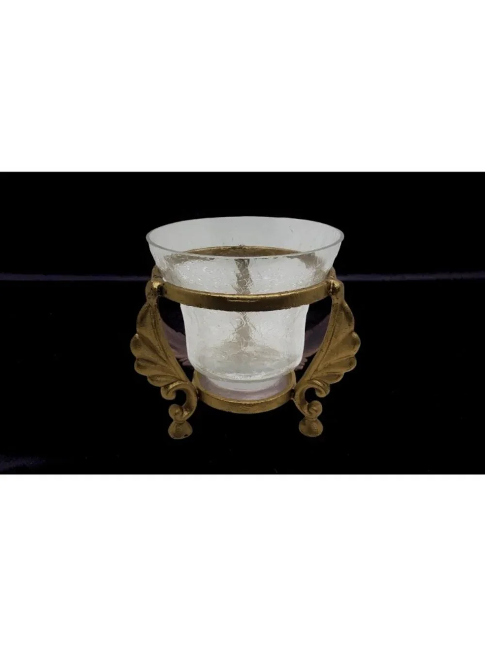 vintage gold color metal leaf design 3-leg crackled glass candle holder. 5.5